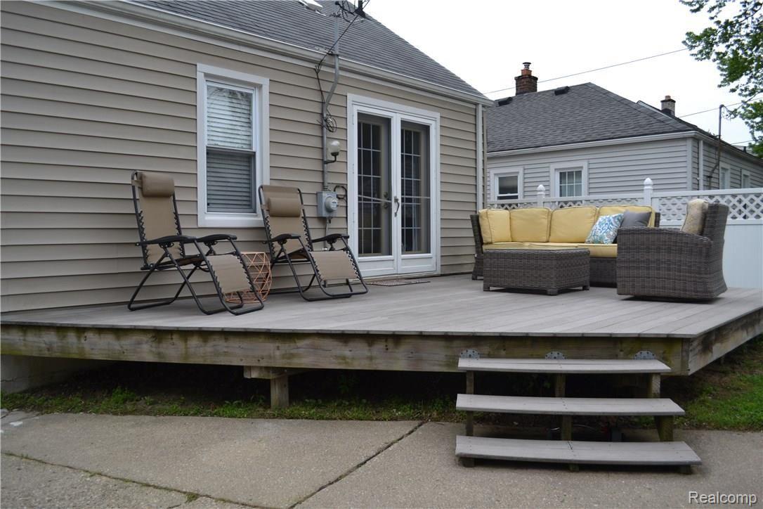 1186 Columbia Road Berkley, MI 48072 - Photo 5 of 38 DSC_0492.JPG