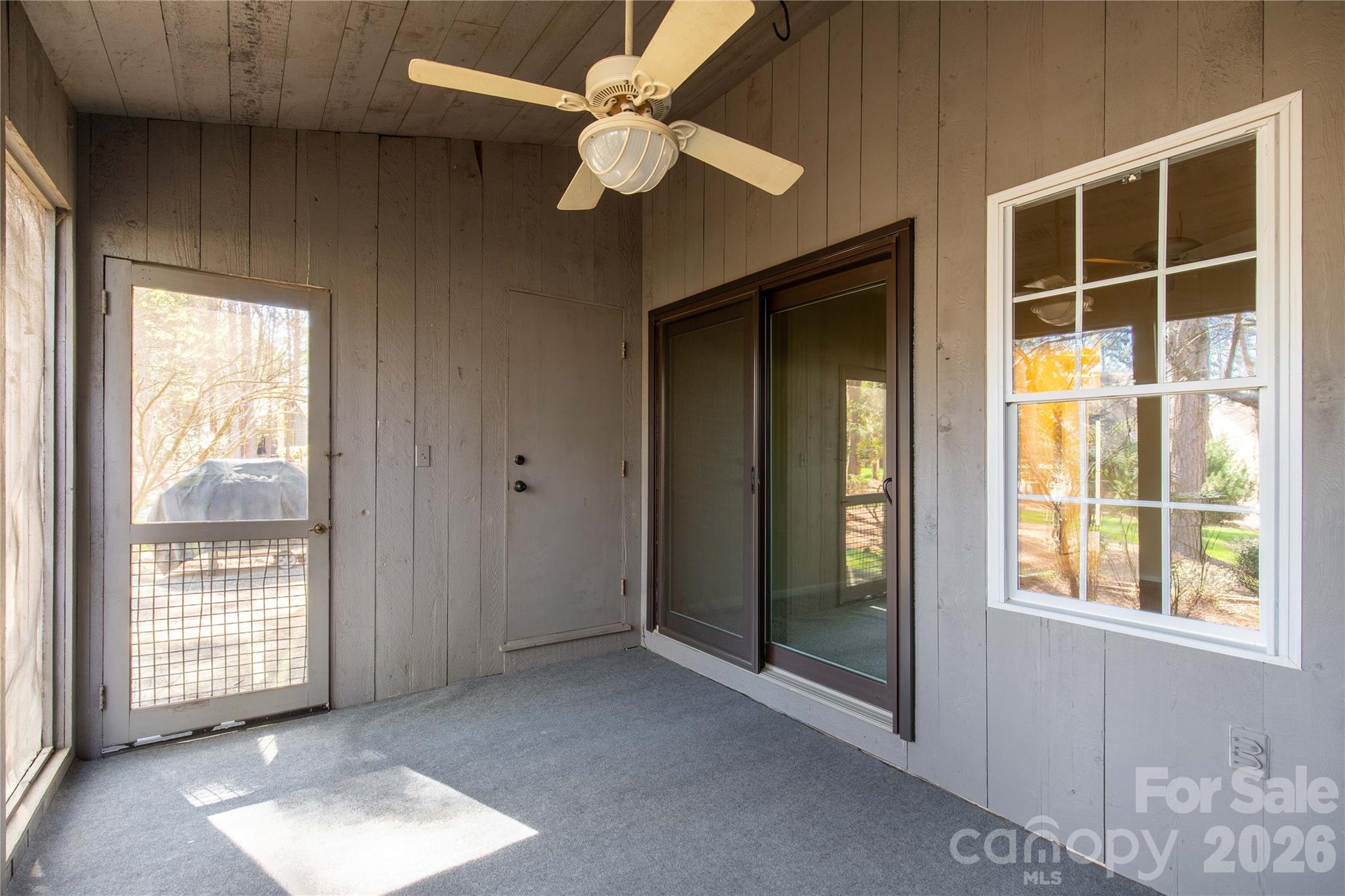 141 Greenridge Road Clover, SC 29710 - Photo 14 of 40