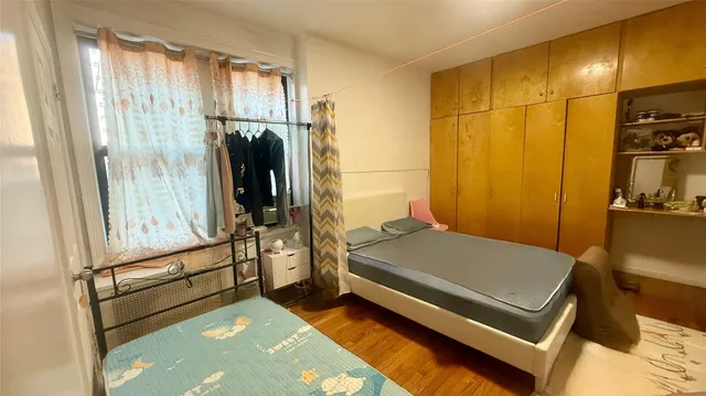 $348,000 | 136-05 Sanford Avenue, Unit 3D | Downtown Flushing