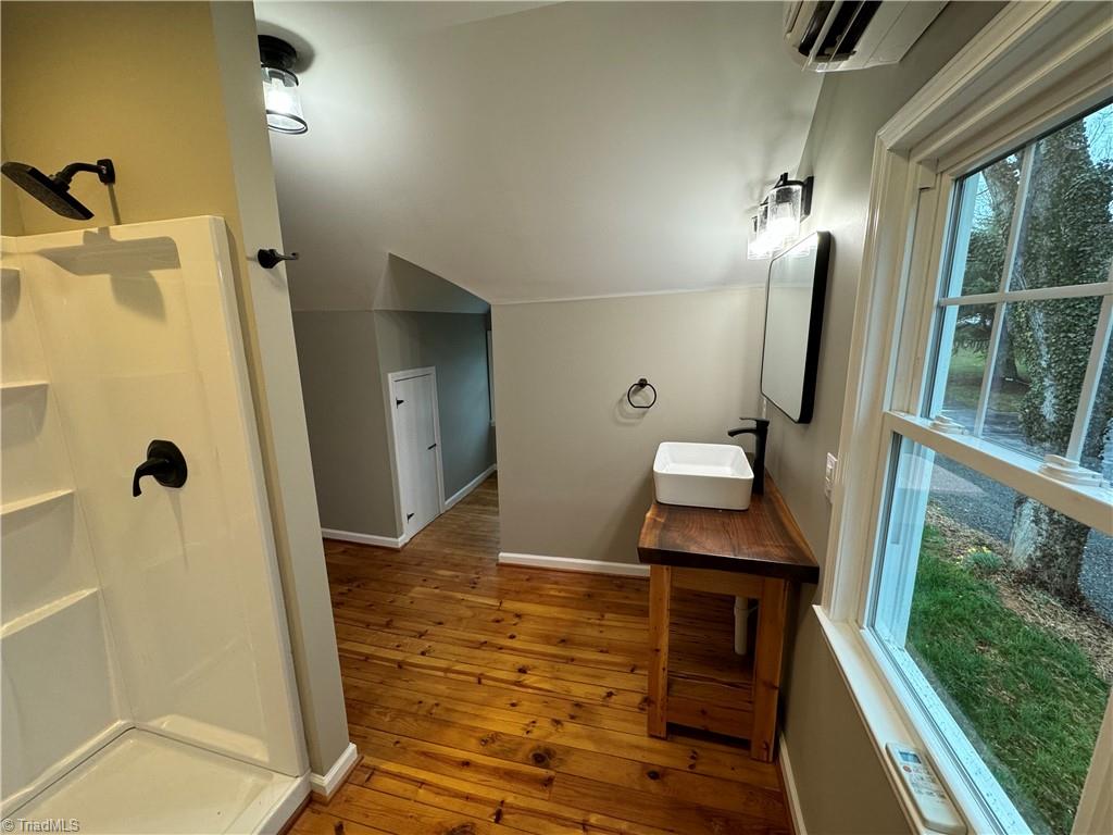 290 Austin Traphill Road Elkin, NC 28621 - Photo 5 of 14 Gallery Image 5