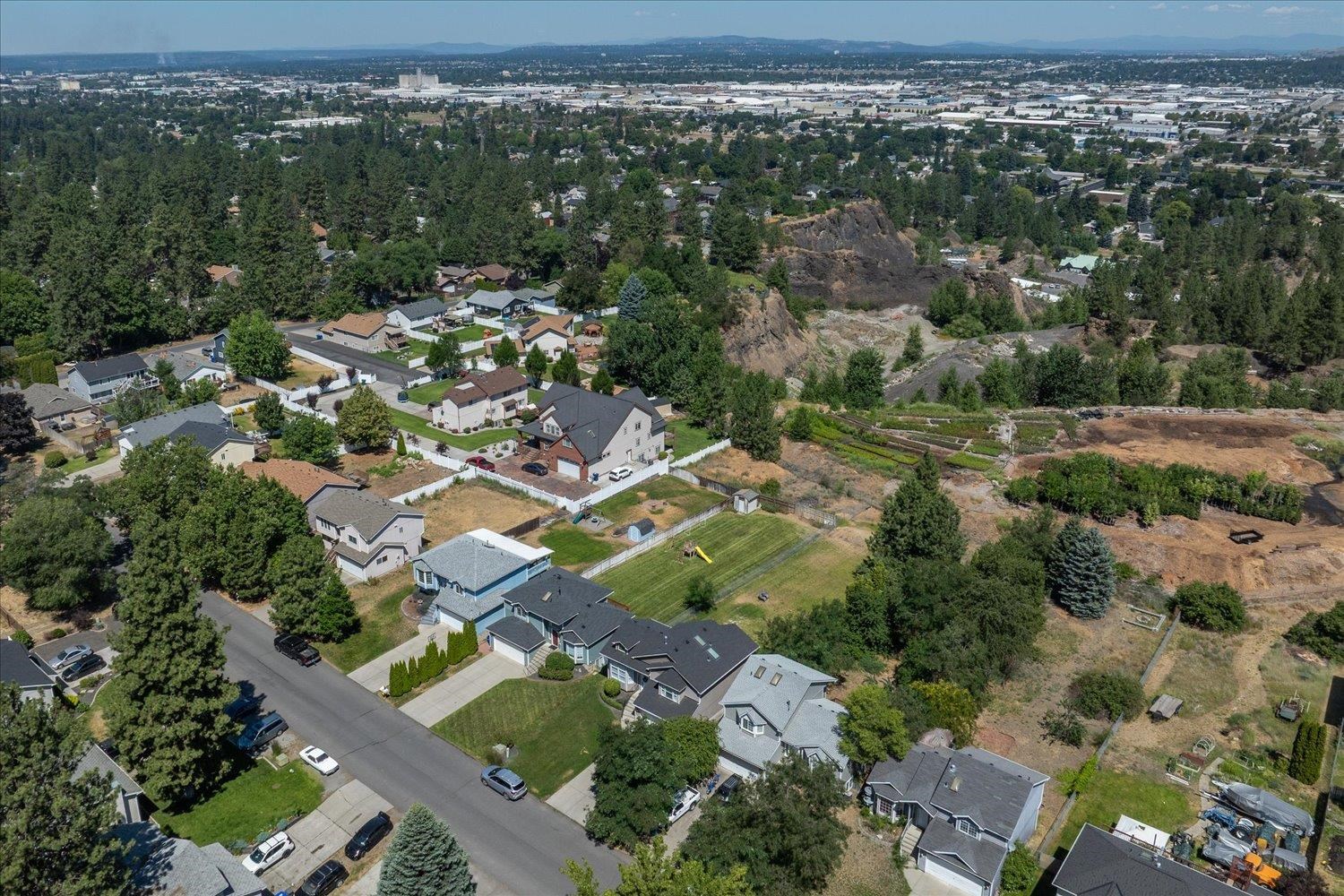 4407 East 14th Avenue Spokane, WA 99212 - Photo 40 of 44