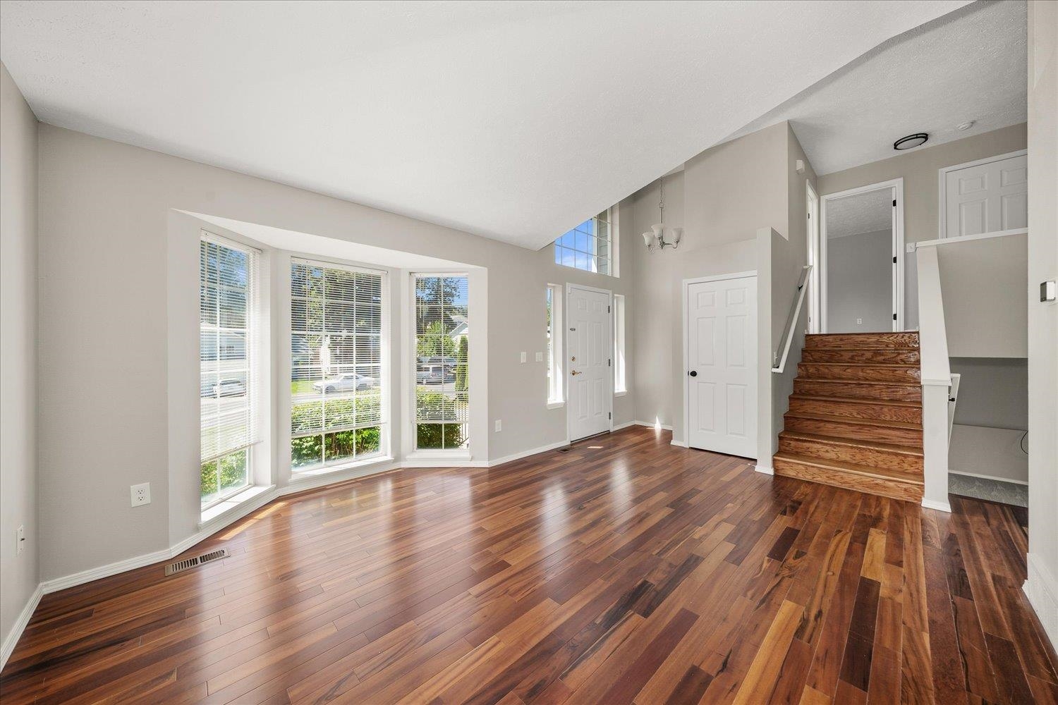 4407 East 14th Avenue Spokane, WA 99212 - Photo 5 of 44