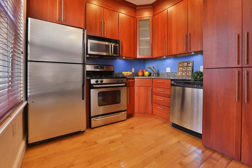 52 Cooper Street, Unit 5 Boston, MA 02113 - Photo 3 of 7 Gallery Image 3