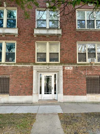 $1,600 | 941 East Marquette Road, Unit 3W, Chicago, IL 60637
