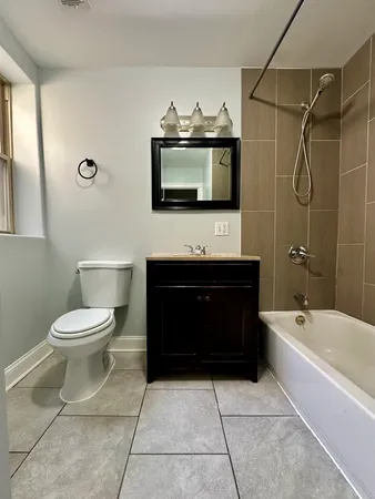 $1,600 | 941 East Marquette Road, Unit 3W, Chicago, IL 60637