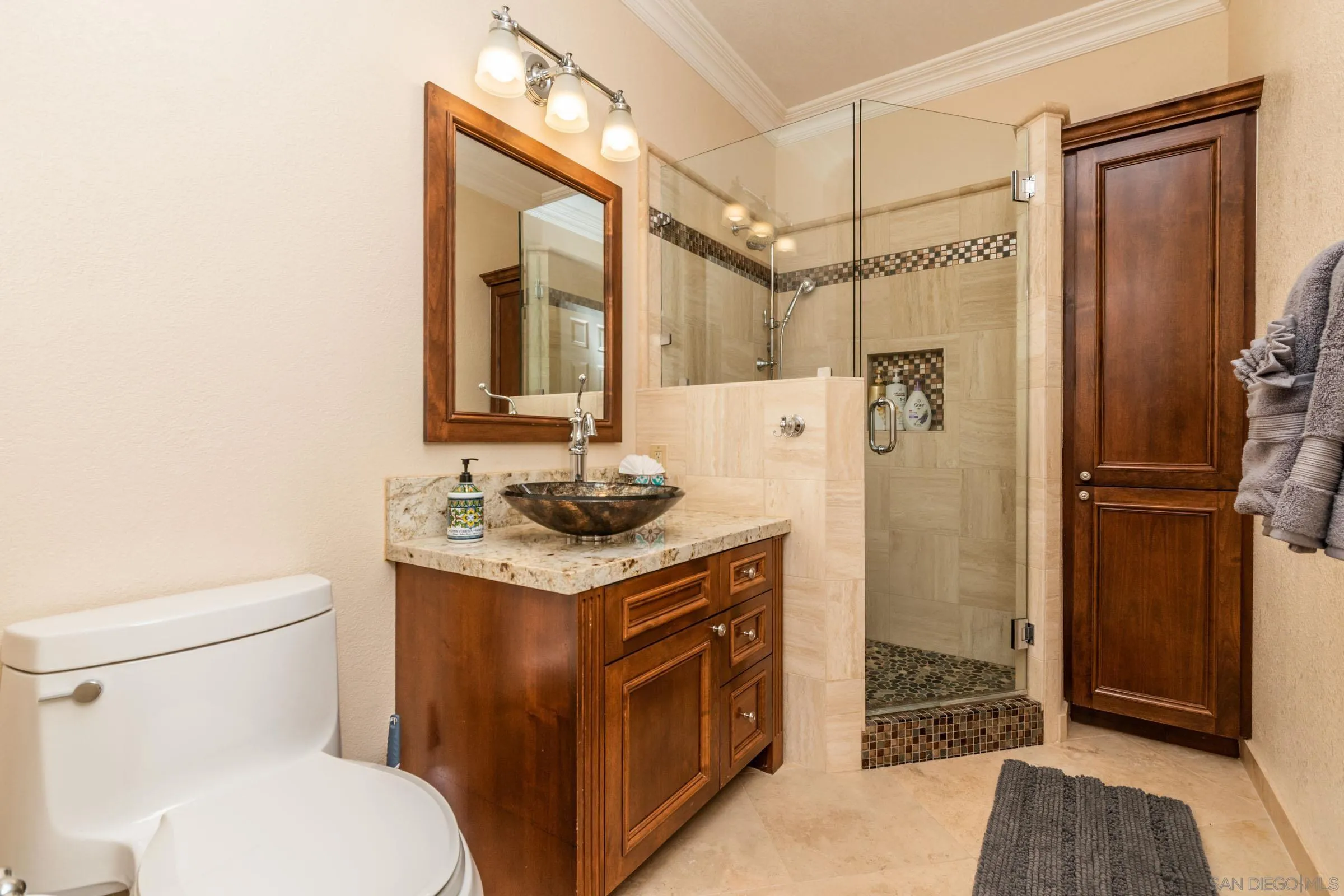 2340 Lomica Place Escondido, CA 92029 - Photo 32 of 56