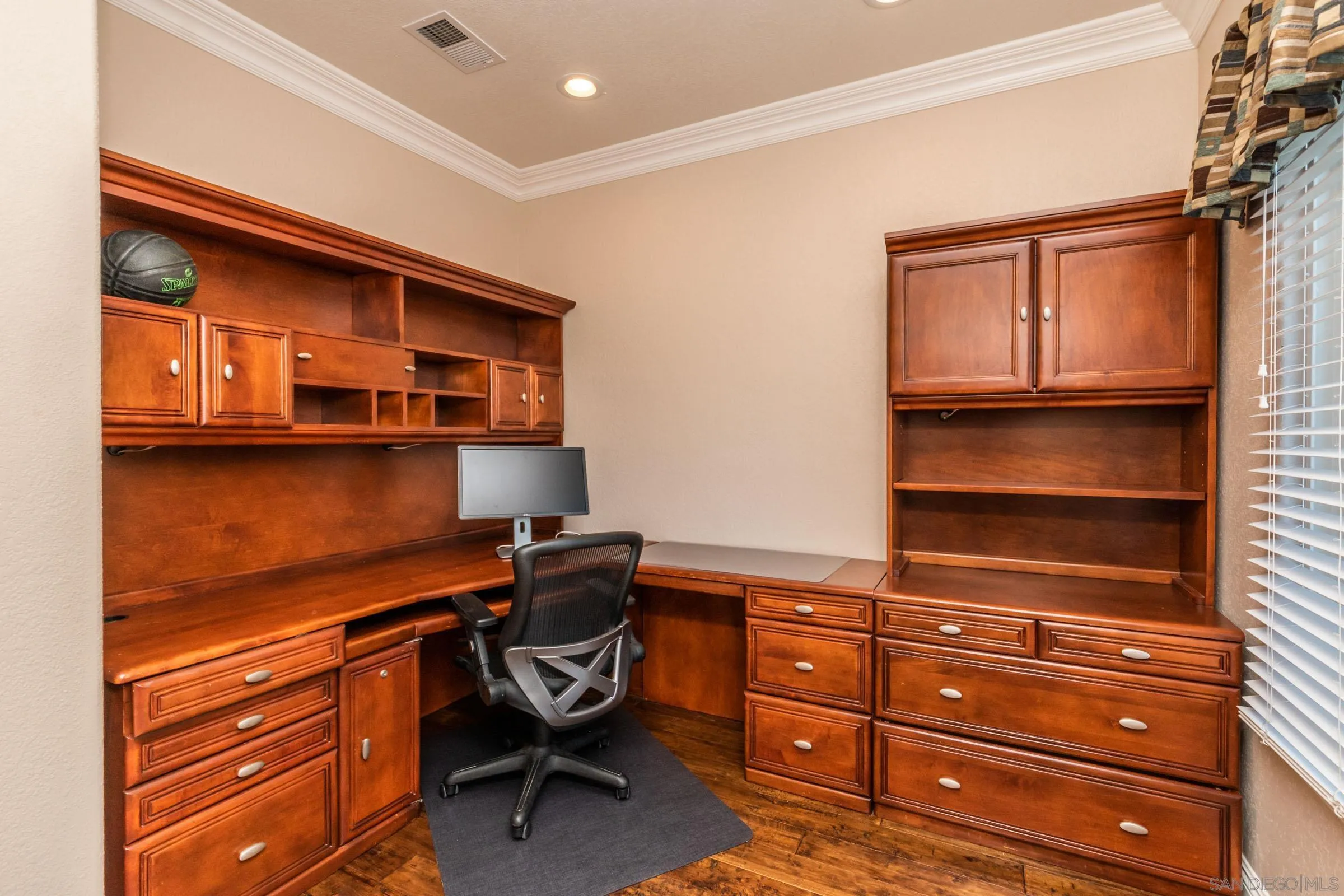 2340 Lomica Place Escondido, CA 92029 - Photo 35 of 56