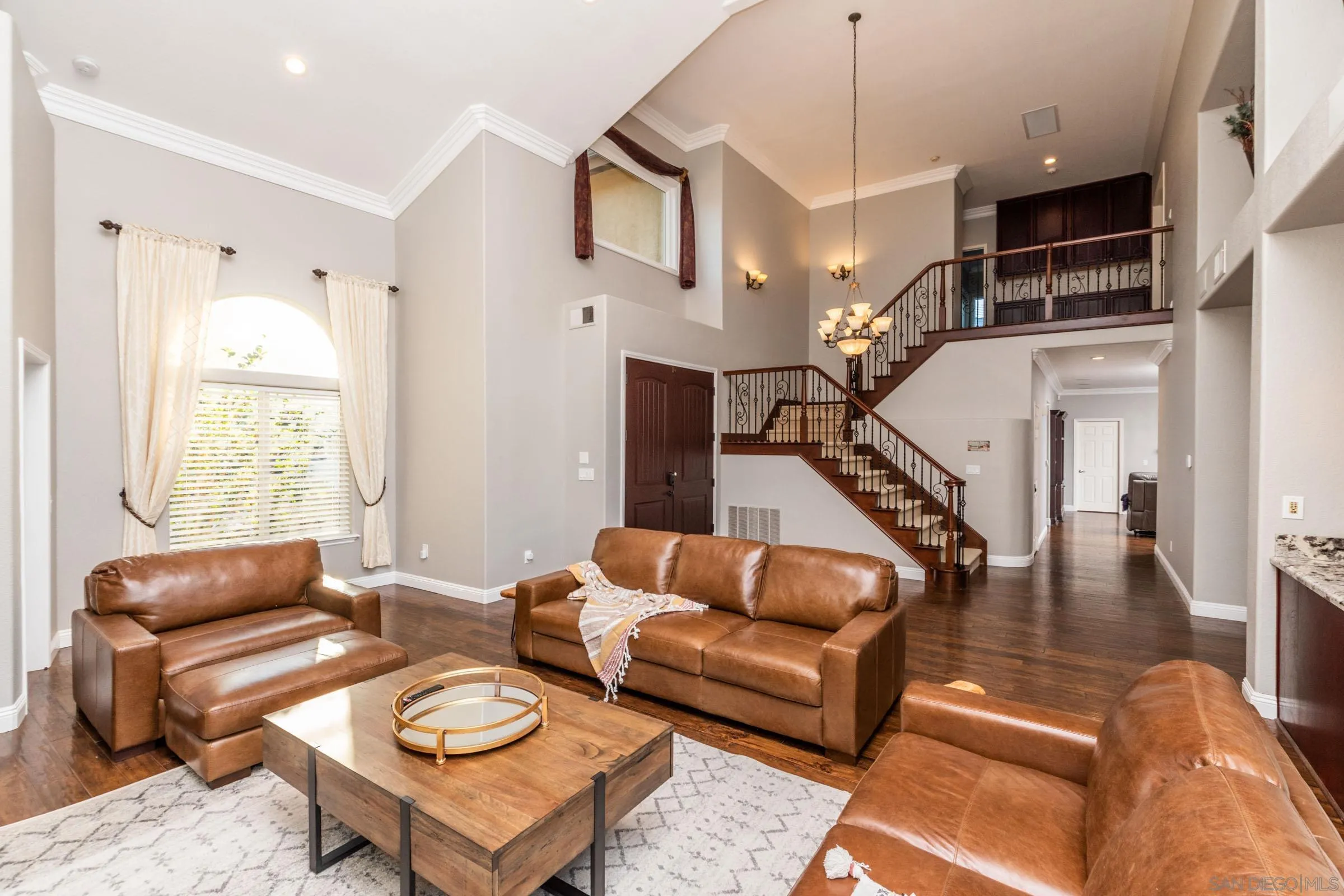 2340 Lomica Place Escondido, CA 92029 - Photo 10 of 56