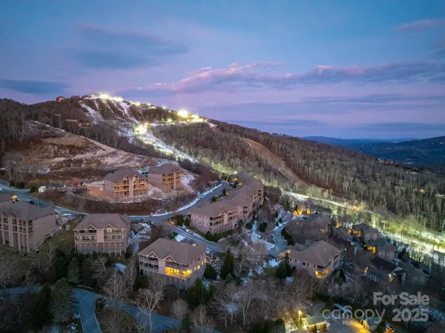 $535,000 | 120 Pleasant View, Sugar Mountain, NC 28604