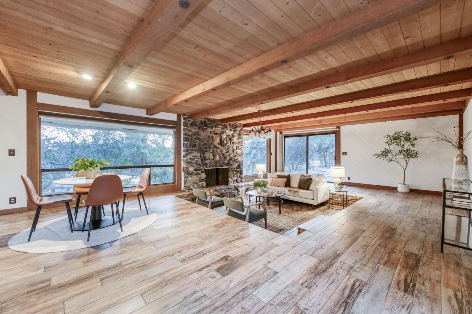 18155 Tollhouse Road Clovis, CA 93619 - Photo 16 of 83