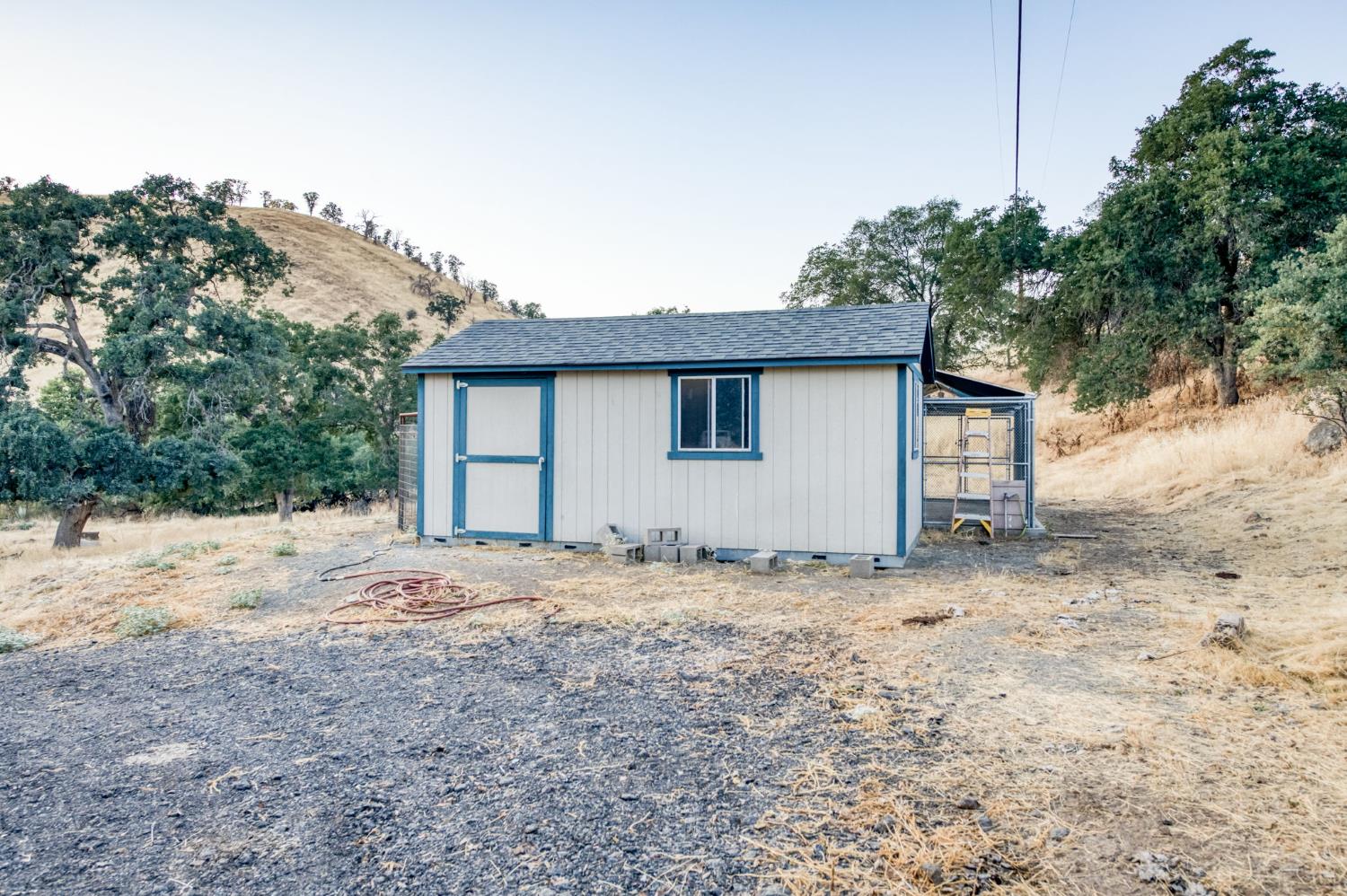 18155 Tollhouse Road Clovis, CA 93619 - Photo 35 of 83