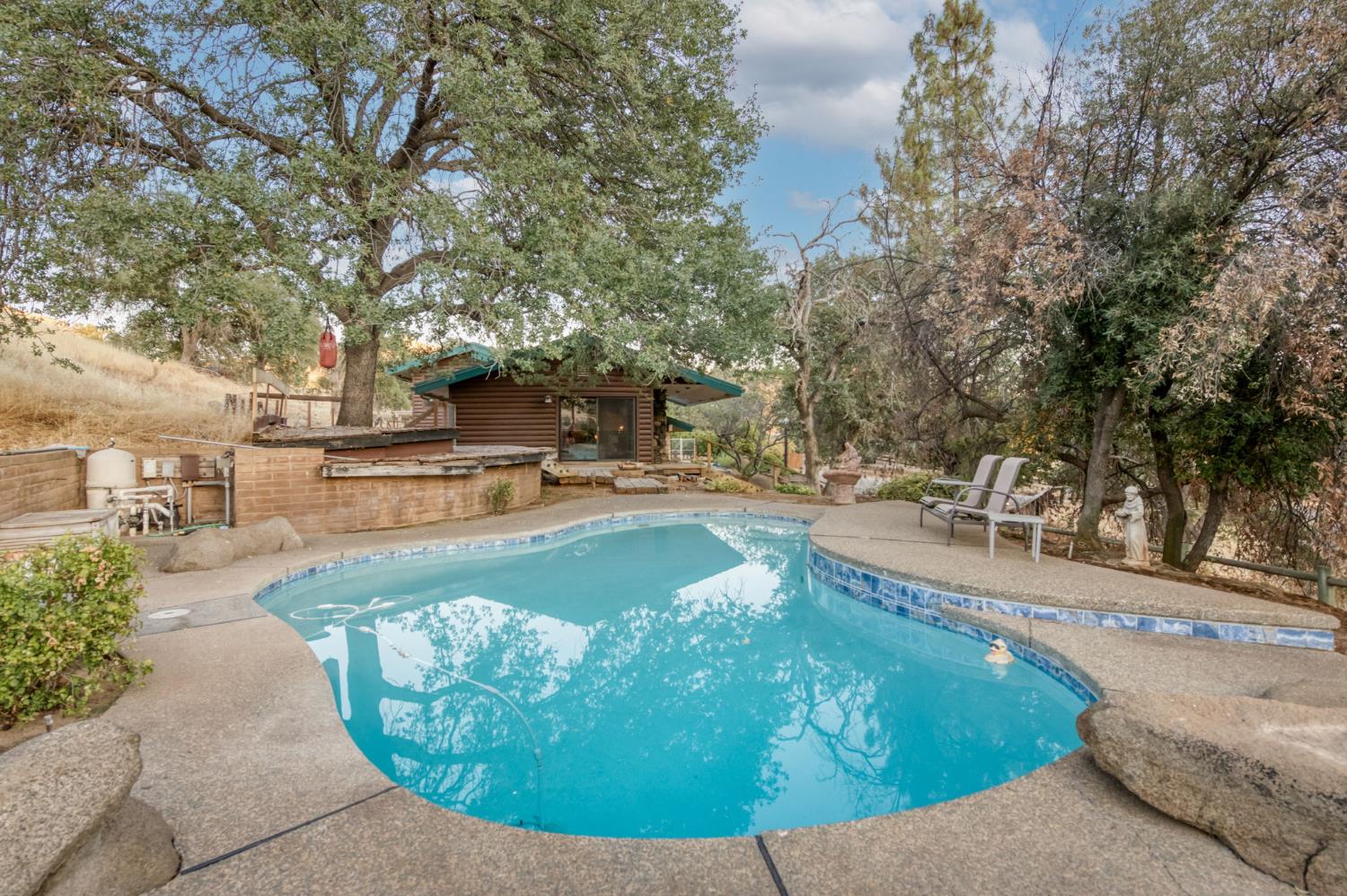 18155 Tollhouse Road Clovis, CA 93619 - Photo 37 of 83