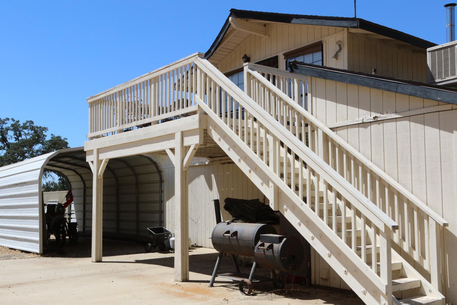 18155 Tollhouse Road Clovis, CA 93619 - Photo 54 of 83