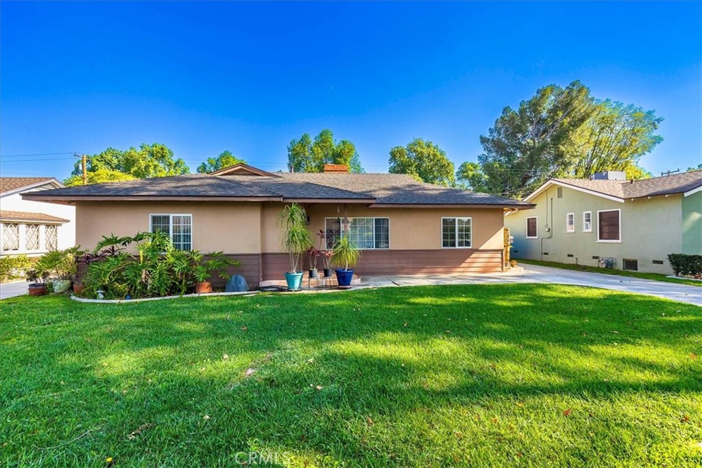 4423 Maplewood Place