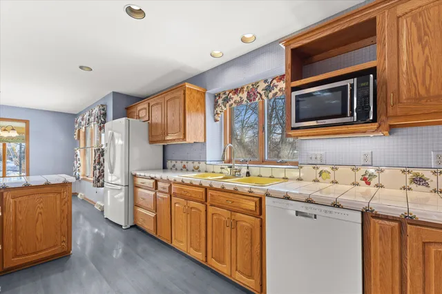 $1,300,000 | 301 West Ravine Baye Road, Bayside, WI 53217