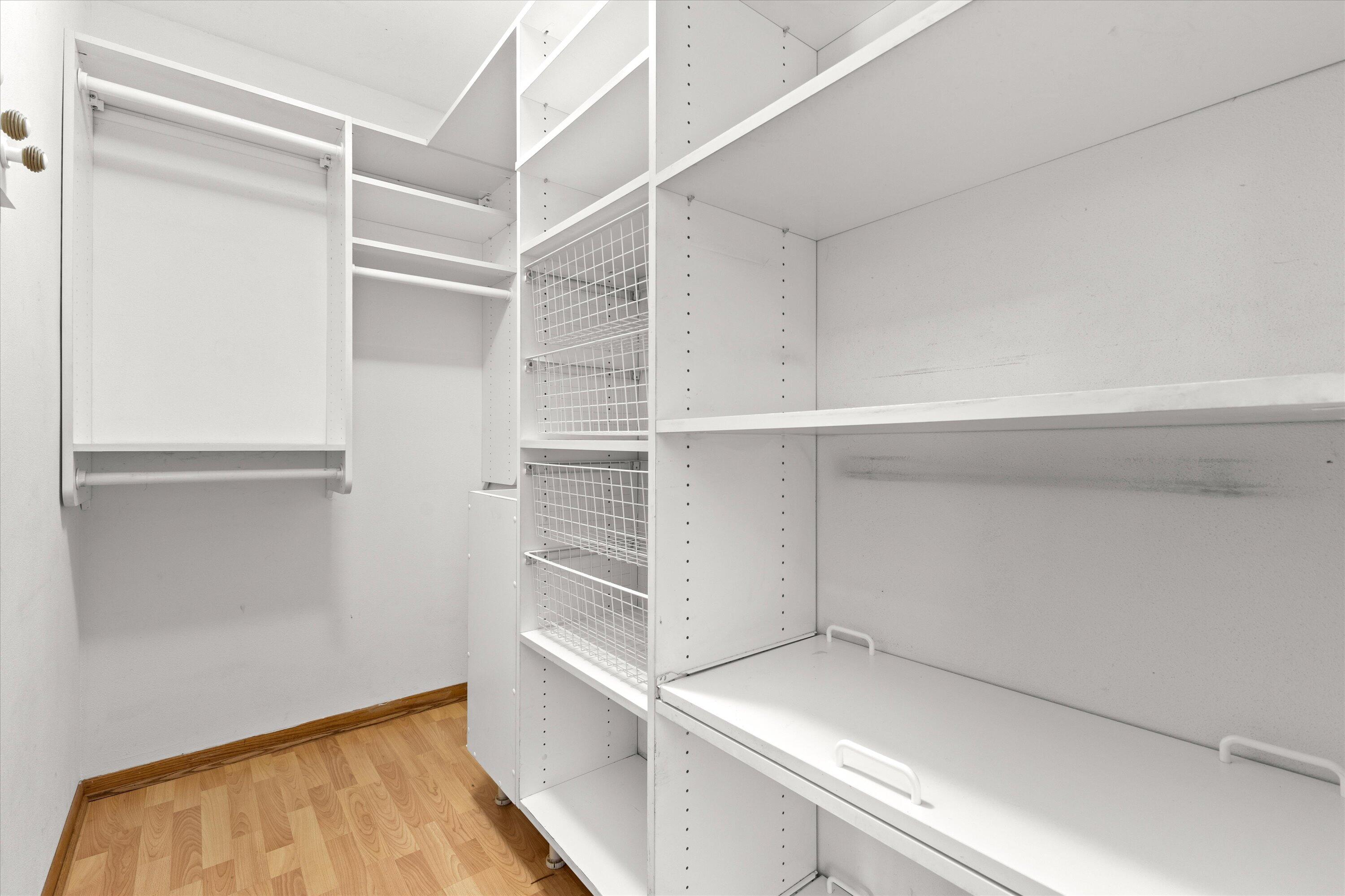 301 West Ravine Baye Road Bayside, WI 53217 - Photo 39 of 86 California Closet Design