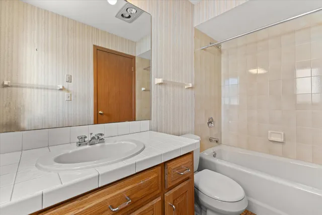 $1,300,000 | 301 West Ravine Baye Road, Bayside, WI 53217