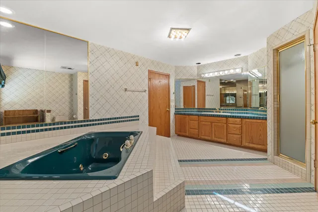 $1,300,000 | 301 West Ravine Baye Road, Bayside, WI 53217