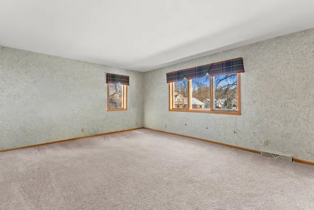 $1,300,000 | 301 West Ravine Baye Road, Bayside, WI 53217