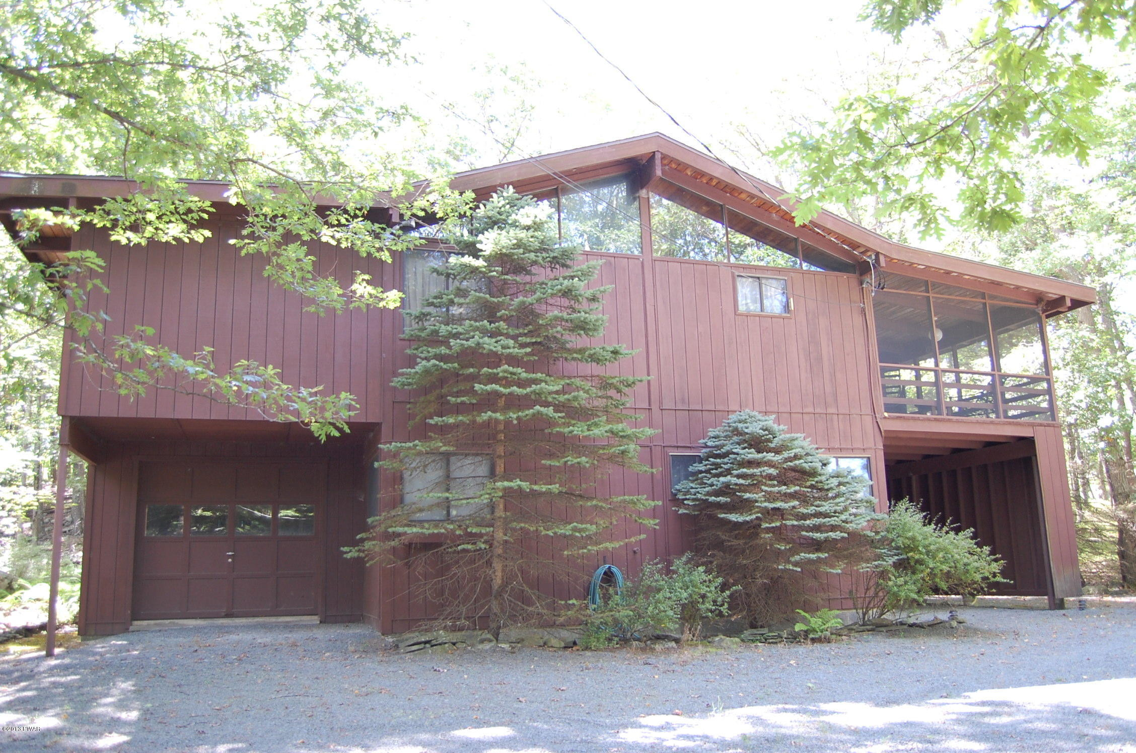 200 Rodeo Drive Hawley, PA 18428 - Photo 3 of 17