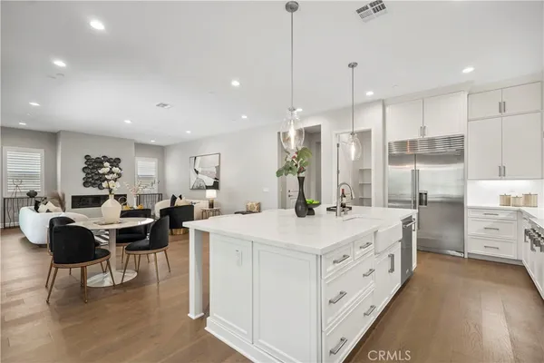 $2,590,000 | 370 Sawbuck, Irvine, CA 92618