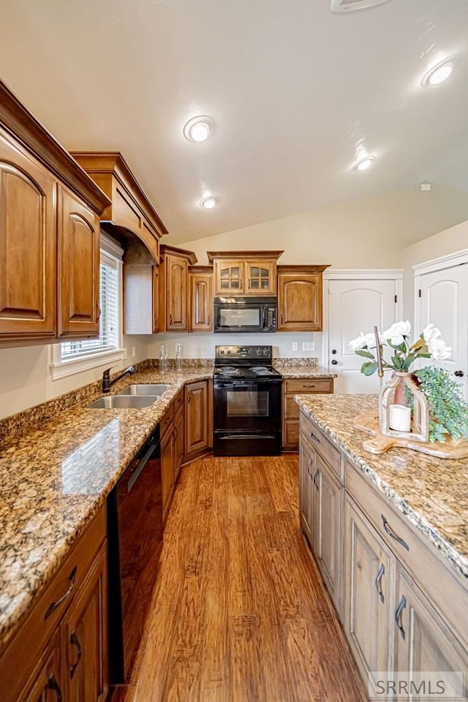 3750 East Ridgeland Drive Idaho Falls, ID 83401 - Photo 15 of 46