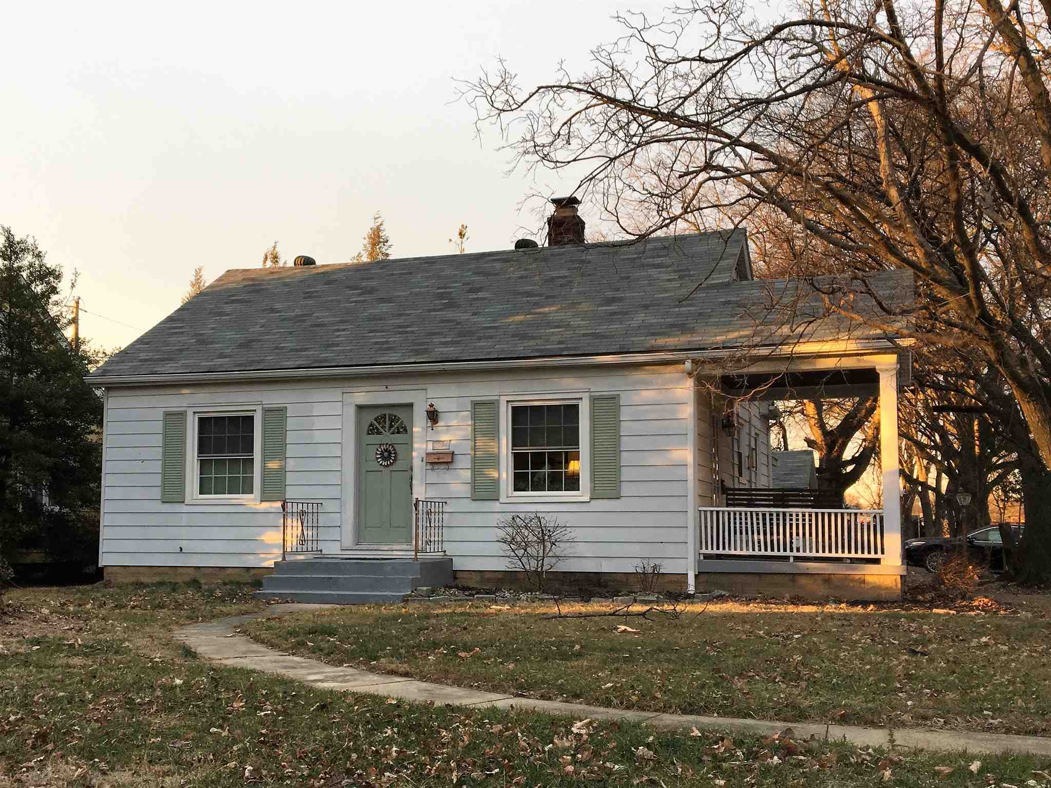 2024 Vogel Road Evansville, IN 47711 - Photo 1 of 25 Gallery Image 1