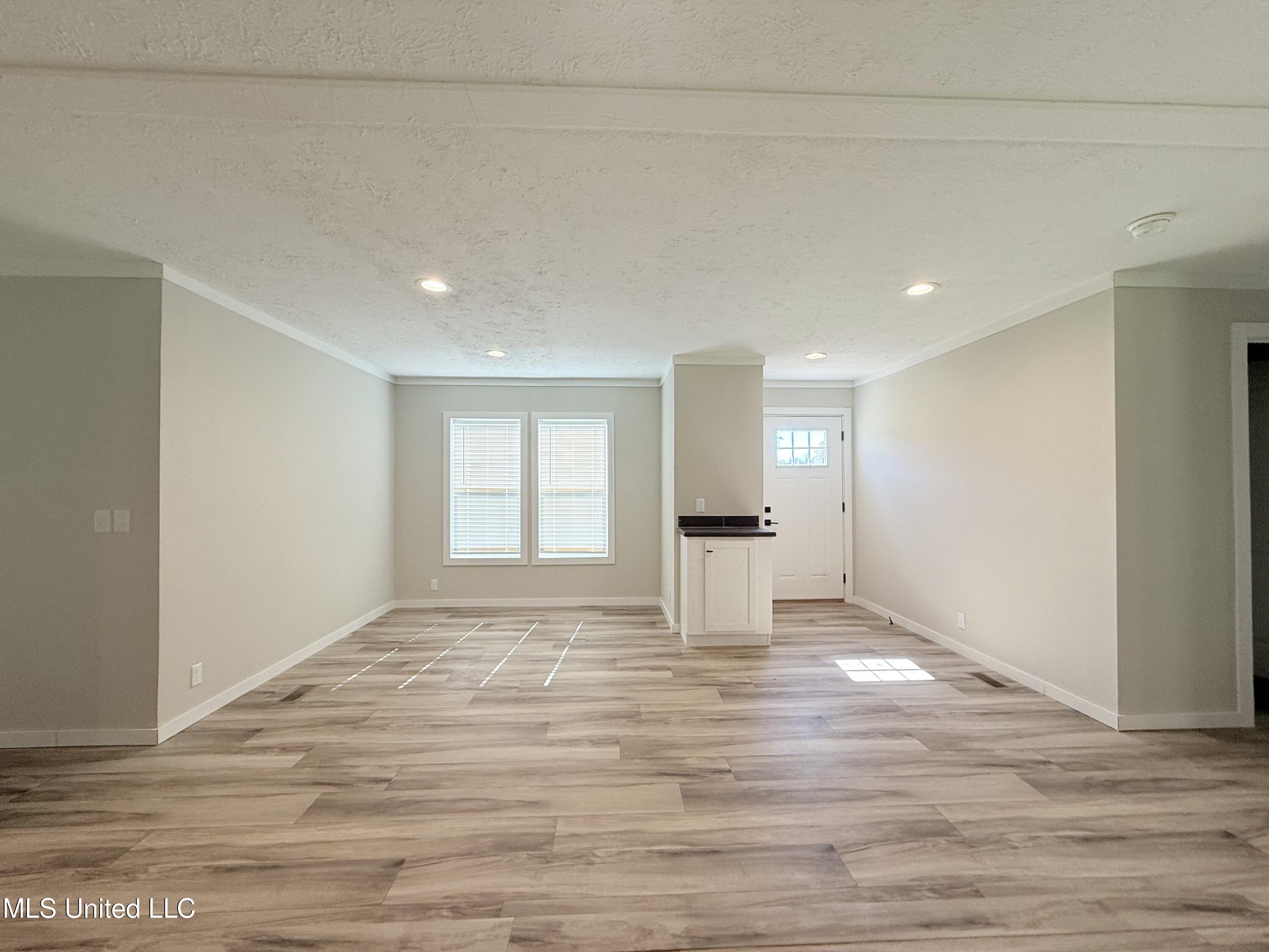 2035 Ceasar Trail Bogue Chitto, MS 39629 - Photo 9 of 28 IMG_4267