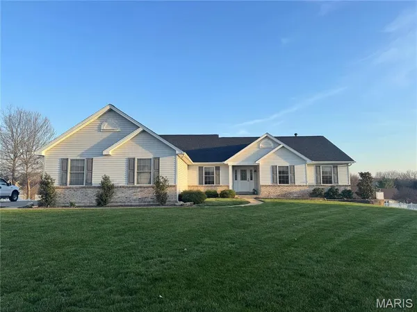 $515,000 | 1412 Highland Park Court, Wentzville, MO 63385