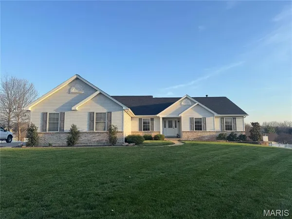 $515,000 | 1412 Highland Park Court, Wentzville, MO 63385