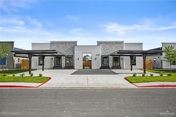 $1,450 | 2008 Selena Street, Unit 3, Mission, TX 78572