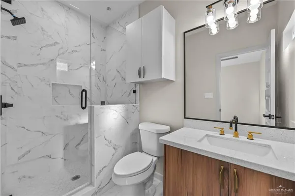 $1,450 | 2008 Selena Street, Unit 3, Mission, TX 78572