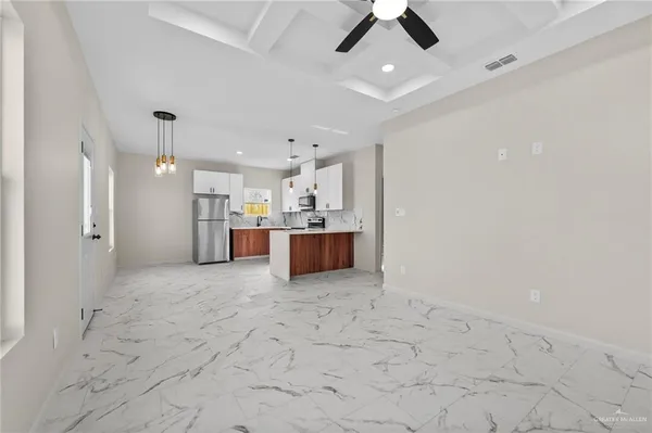 $1,450 | 2008 Selena Street, Unit 3, Mission, TX 78572