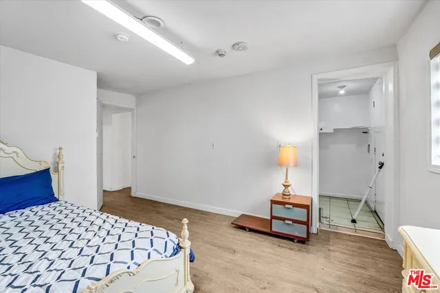 $2,349,000 | 4669 West Olympic Boulevard, Los Angeles, CA 90019