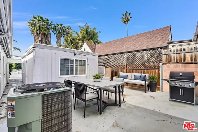$2,349,000 | 4669 West Olympic Boulevard, Los Angeles, CA 90019
