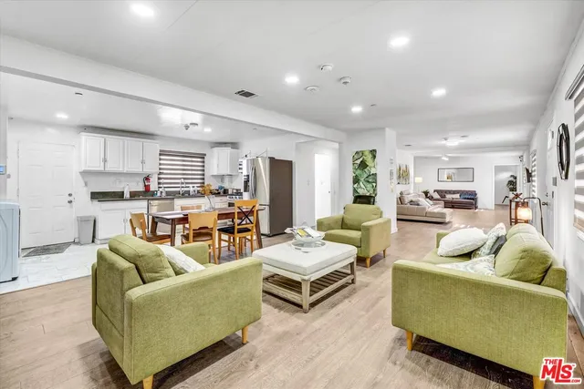 $2,349,000 | 4669 West Olympic Boulevard, Los Angeles, CA 90019