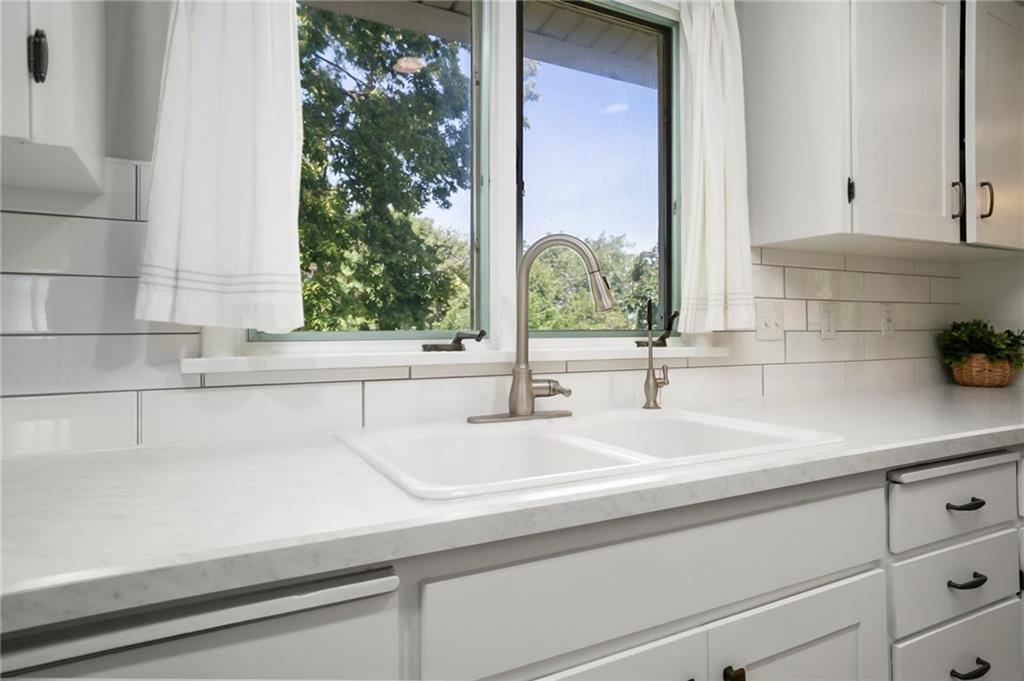 3210 Steele Road Kansas City, KS 66106 - Photo 21 of 58