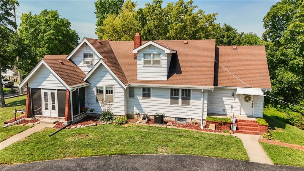 3210 Steele Road Kansas City, KS 66106 - Photo 4 of 58