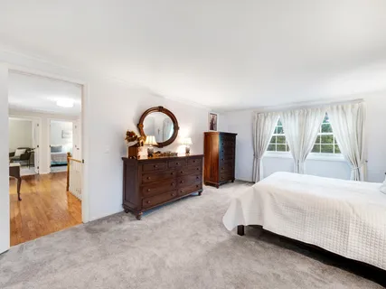 $899,000 | 3066 Knollwood Lane, Glenview, IL 60025