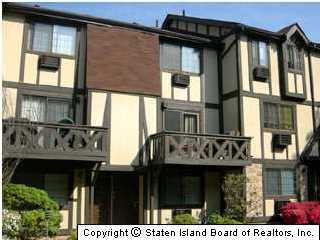 37 Devon Loop, Unit A Staten Island, NY 10314 - Photo 1 of 5 Primary Photo