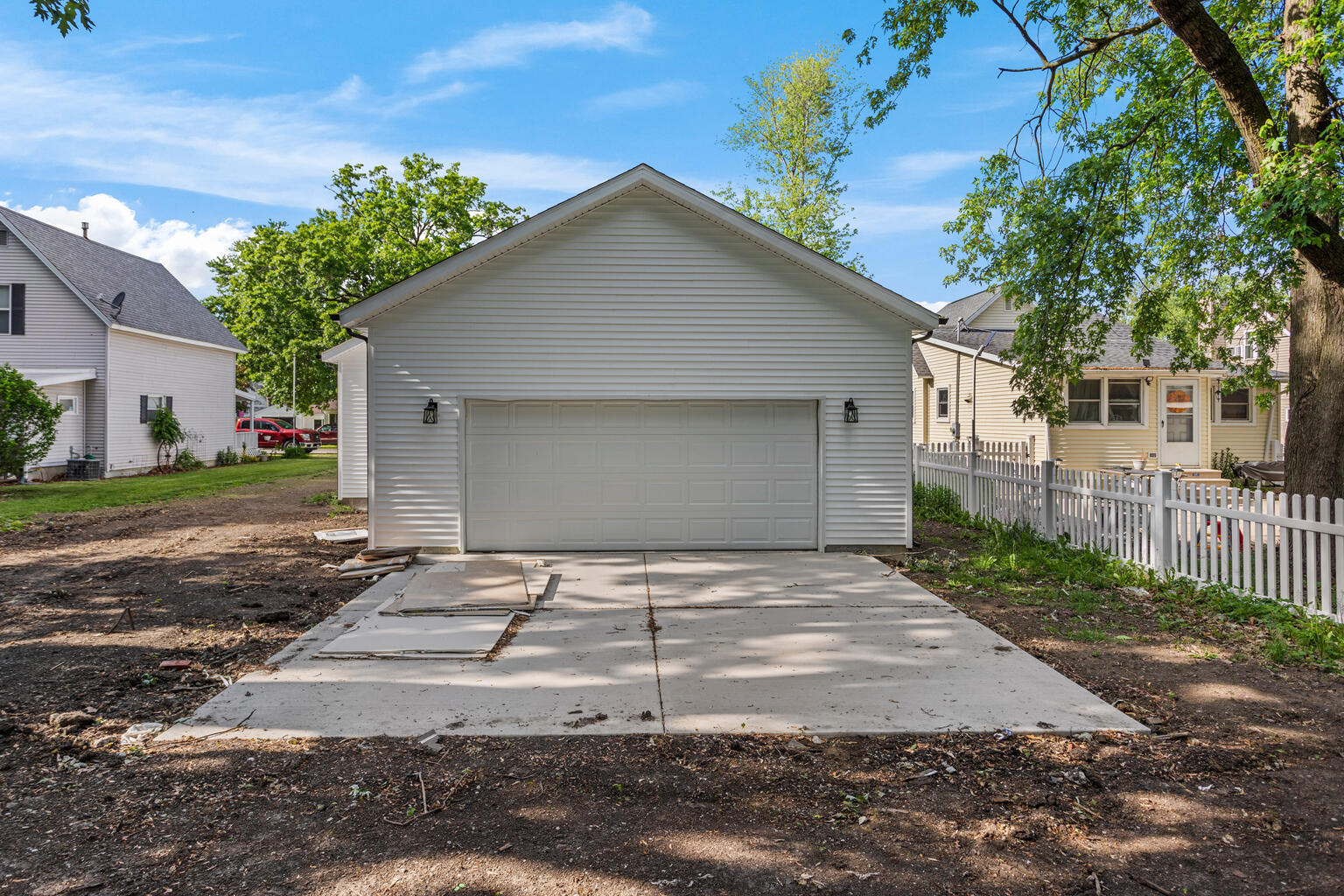 409 East Buckner Street Tuscola, IL 61953 - Photo 5 of 34
