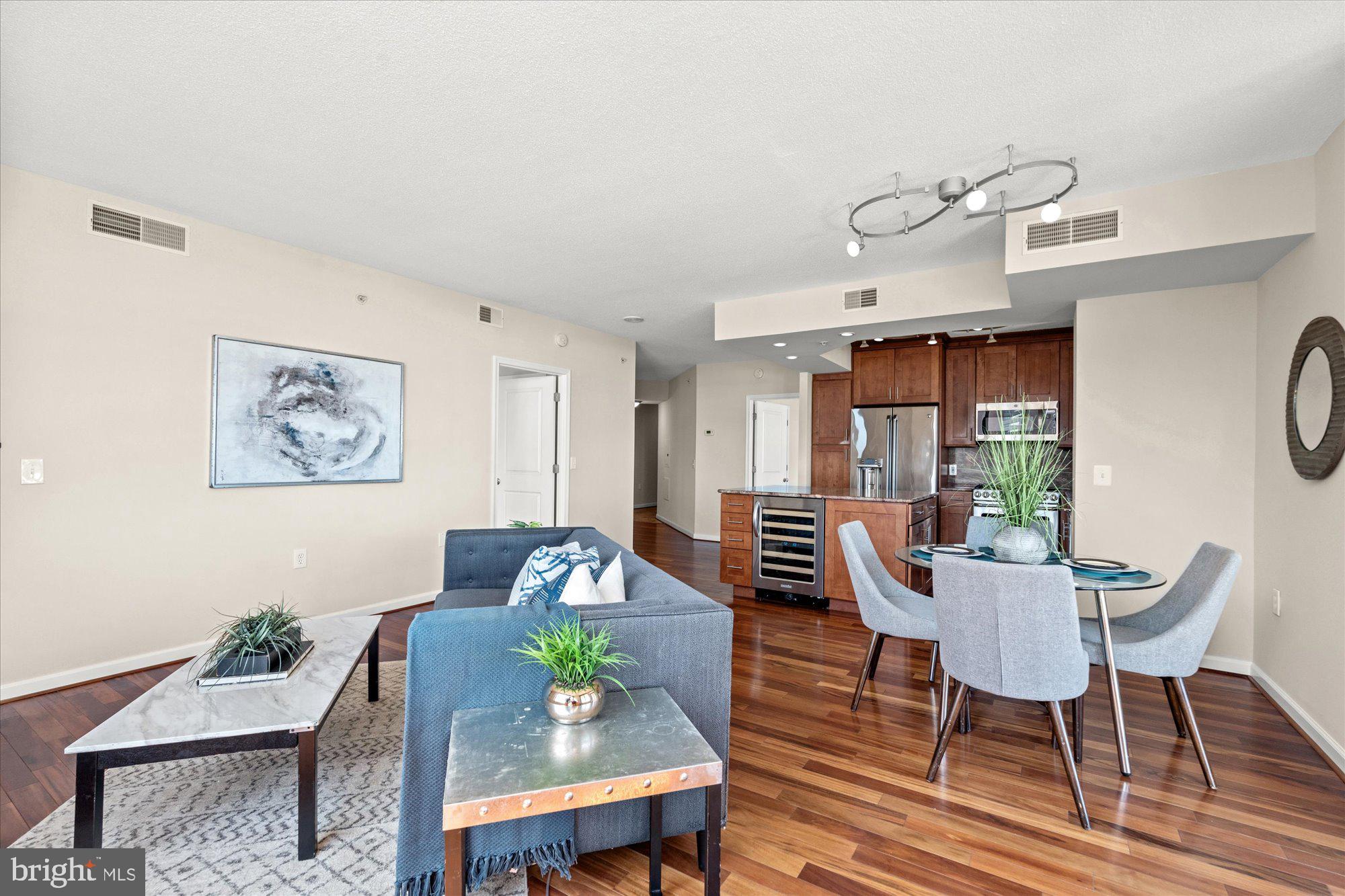 851 North Glebe Road, Unit 1611 Arlington, VA 22203 - Photo 6 of 31