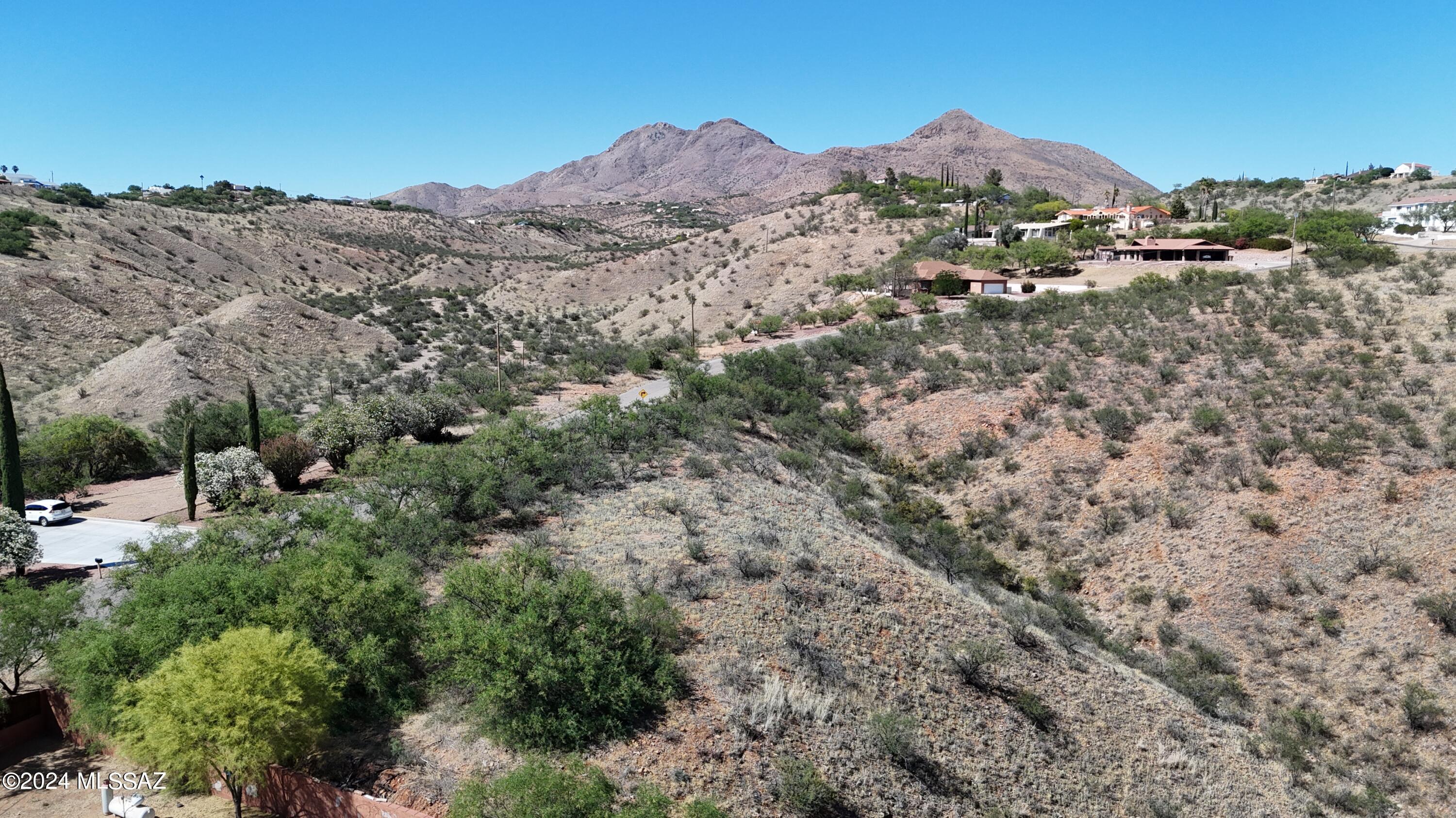 1243 Vista Court, Unit 102 Rio Rico, AZ 85648 - Photo 4 of 11 Gallery Image 4
