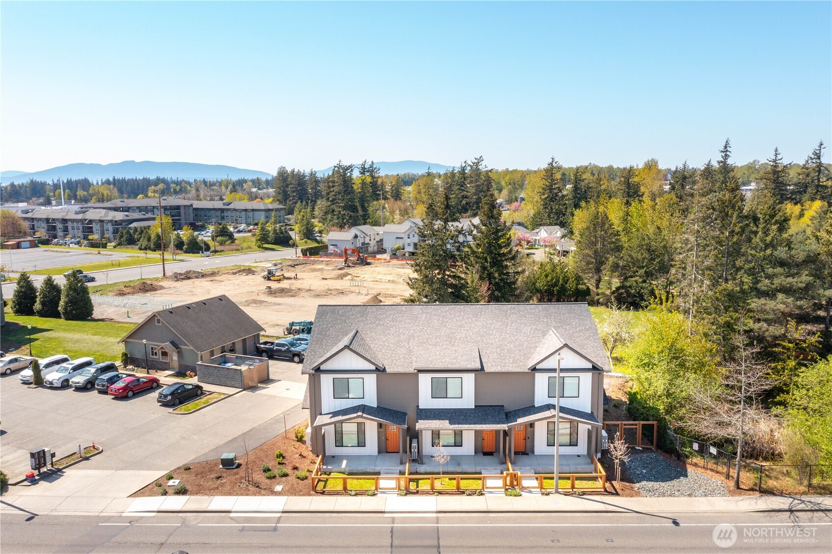 4121 Deemer Road Bellingham, WA 98226 - Photo 2 of 36