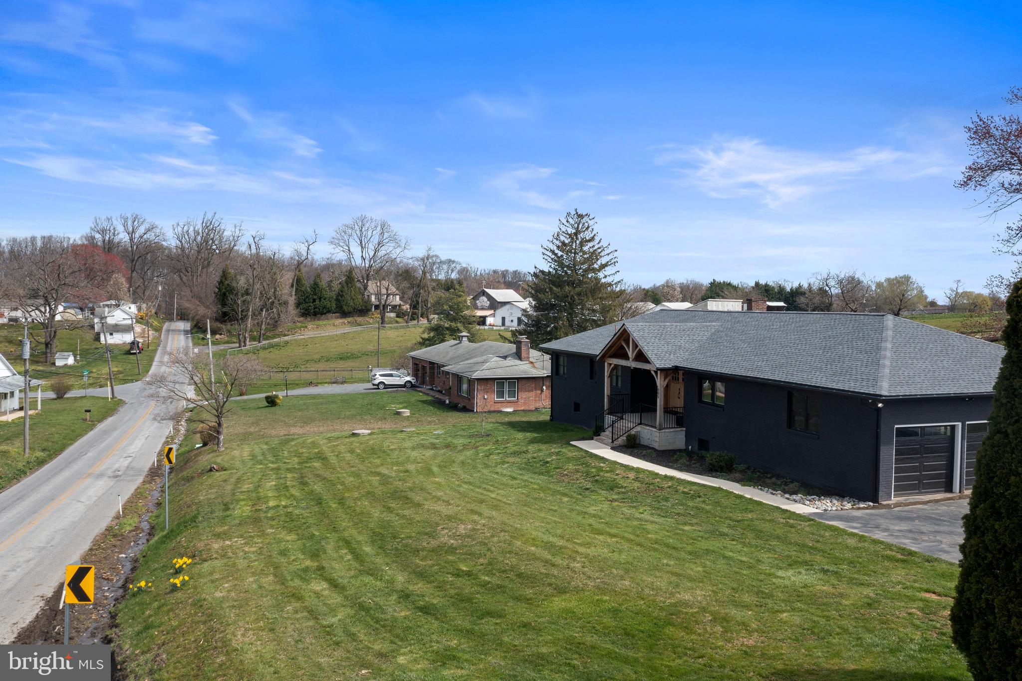 605 Hillendale Road Avondale, PA 19311 - Photo 6 of 59