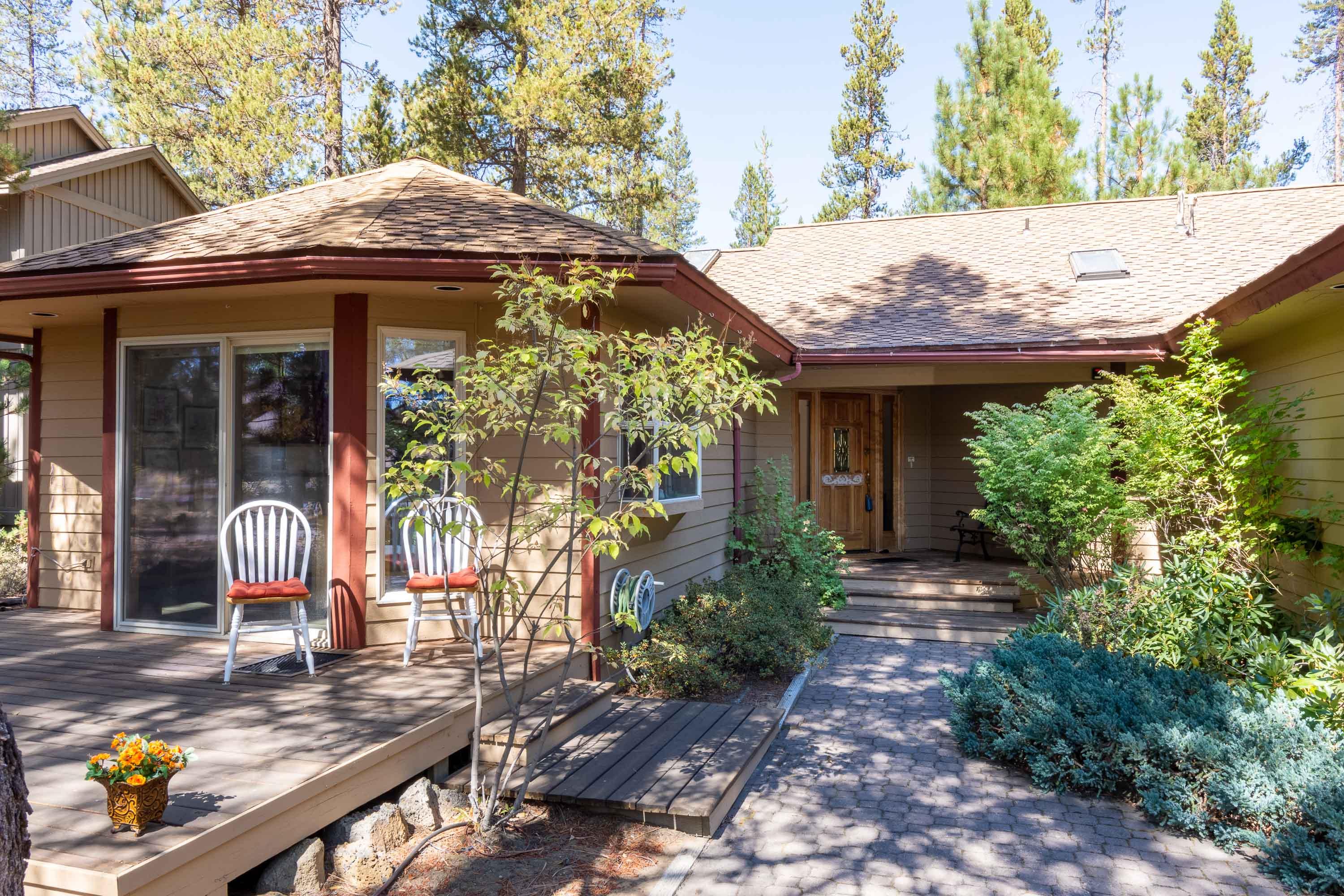 18206 Oregon Loop Sunriver, OR 97707 - Photo 25 of 30 34 Oregon Loop-28