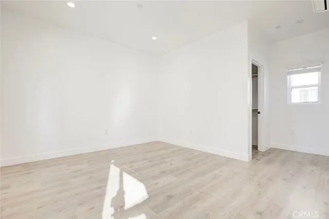 $3,900 | 5650 Cartwright Avenue, North Hollywood, CA 91601