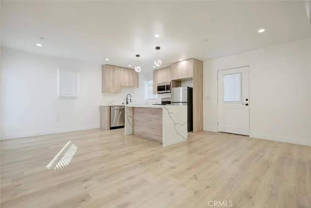 $3,900 | 5650 Cartwright Avenue, North Hollywood, CA 91601