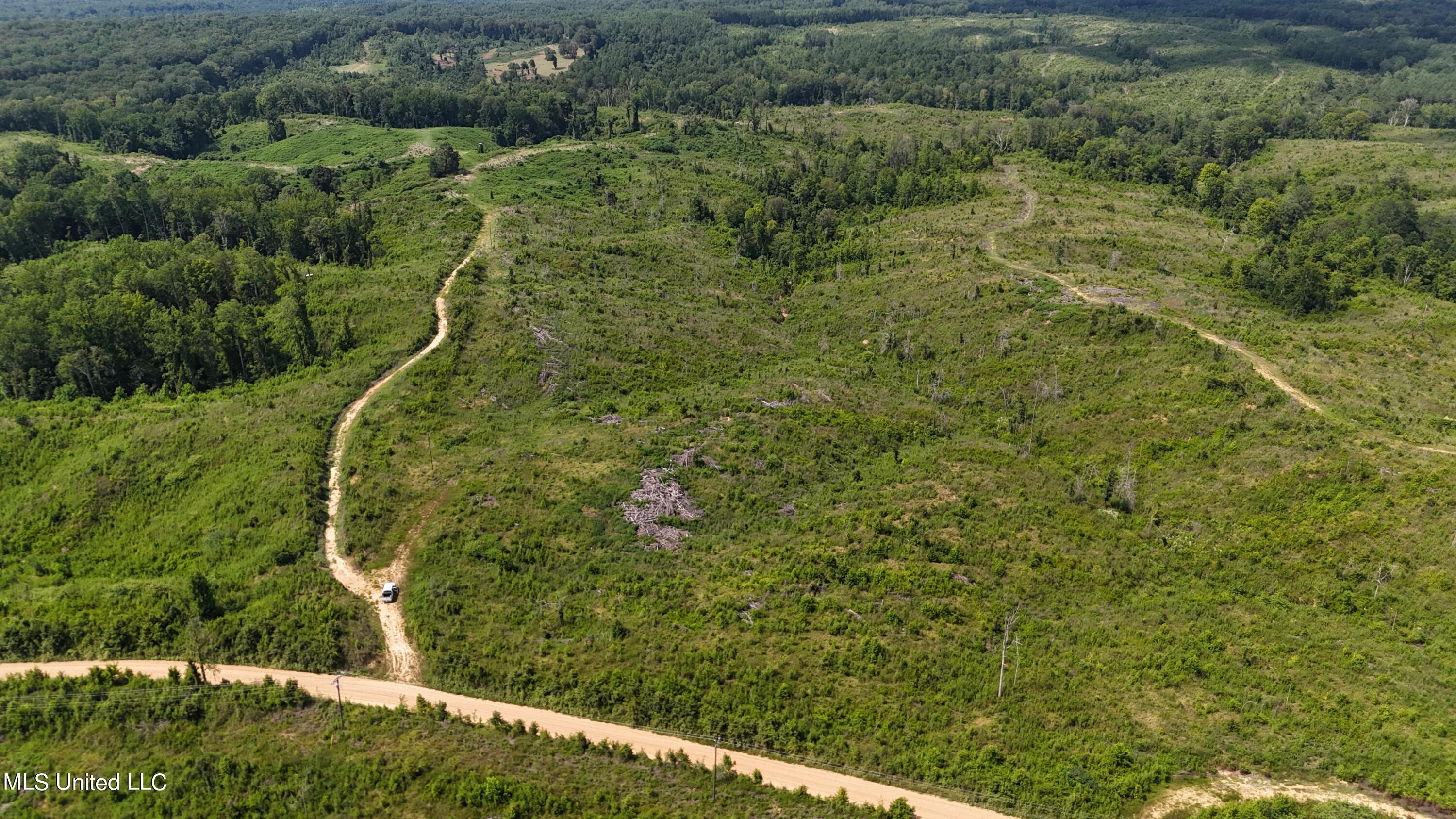 75 Co Road Cruger, MS 38924 - Photo 7 of 51 dji_fly_20240712_152238_0132_17208166205