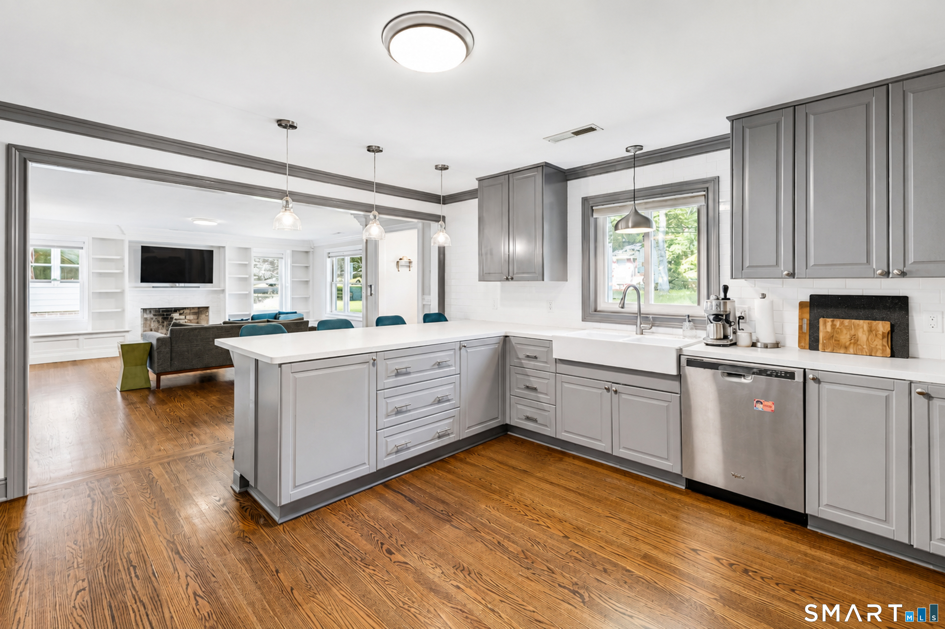 25 Seneca Road New Haven, CT 06515 - Photo 6 of 18 Gallery Image 6